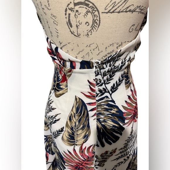 Cupshe Kara Tropical Halter Dress Size XS New with tags - Picture 8 of 11